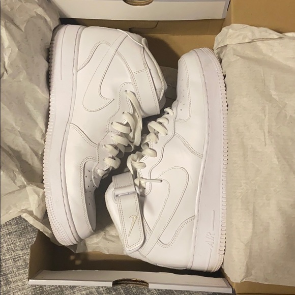 Men’s Air Force 1 - Picture 1 of 6